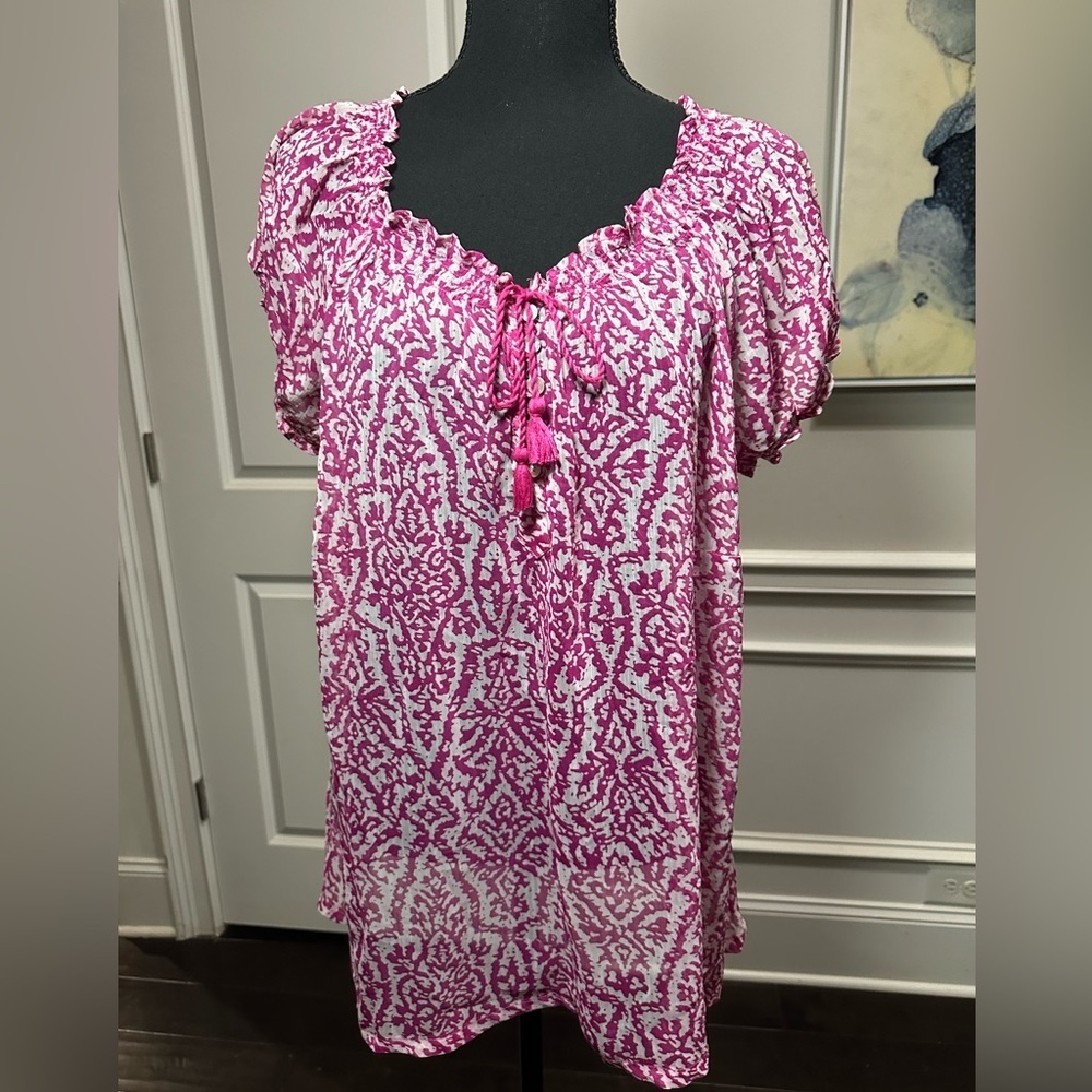 Avenue – Abstract Short Sleeveless Pink & White Blouse - Size 14/16